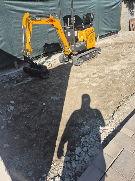 A kiszedett tükör a bontás után.
